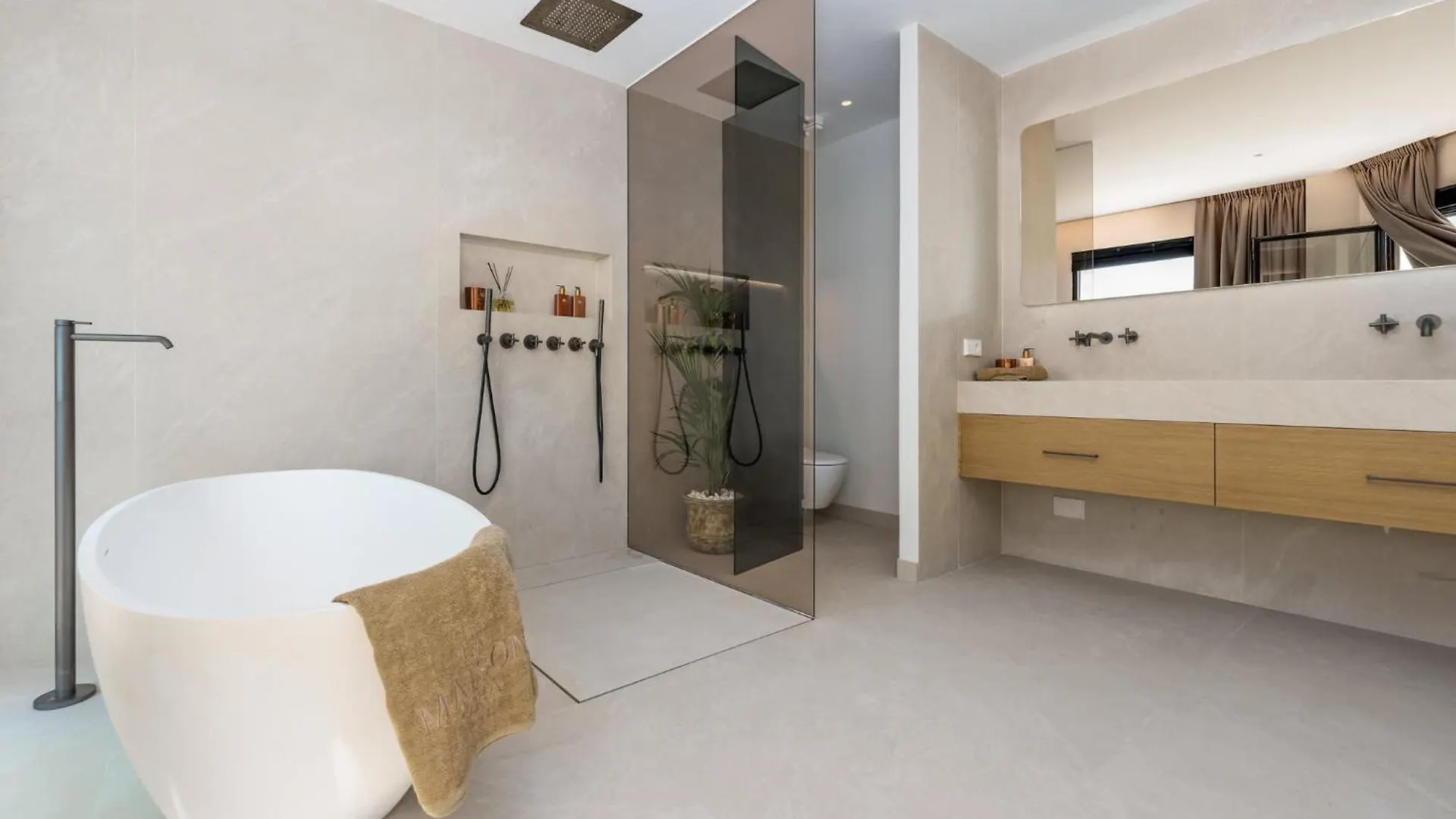 Maison Sora Plunge Pool Views Luxury بينهافيس